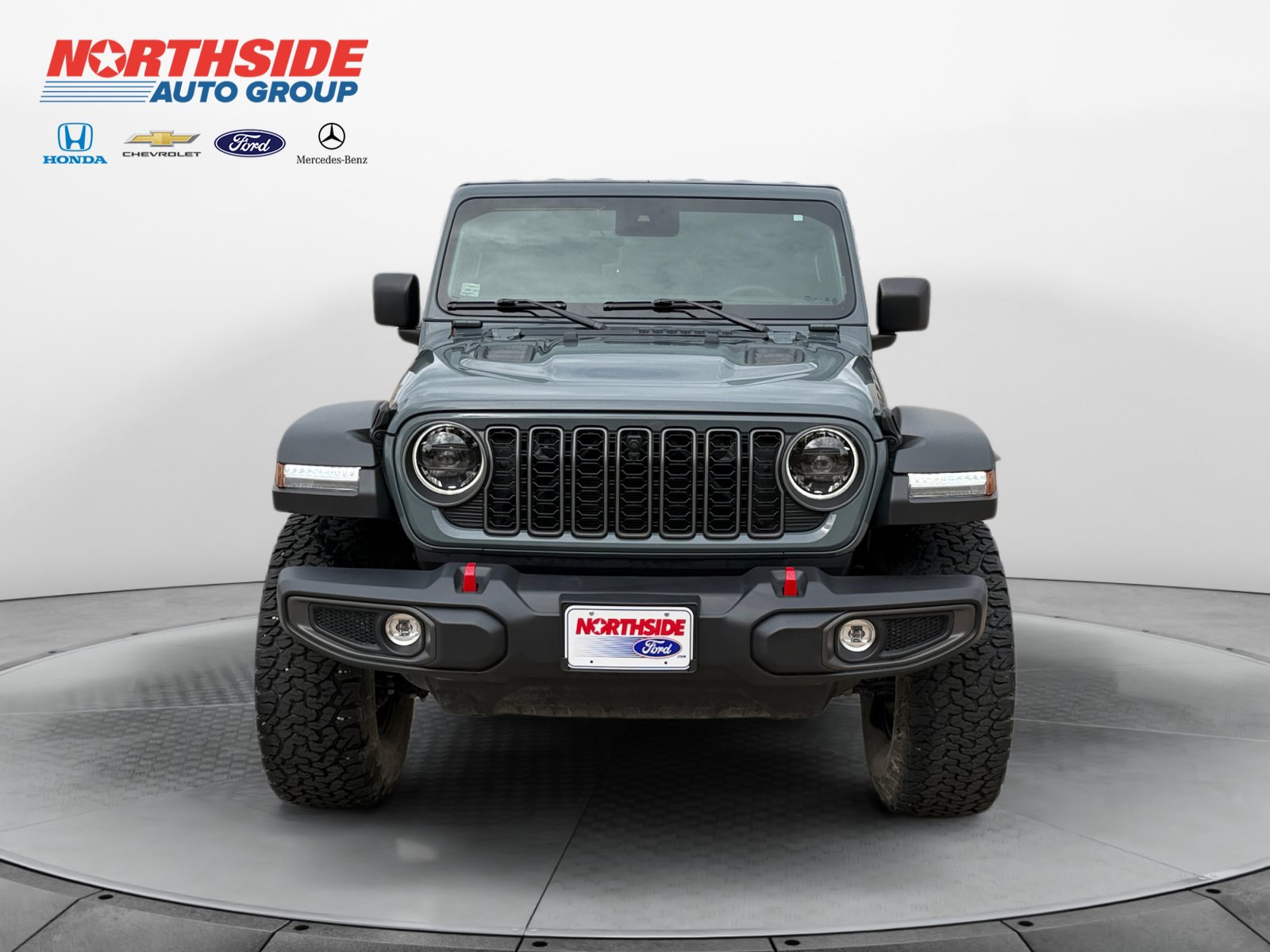 Used 2025 Jeep Wrangler Unlimited Rubicon w/ XTREMEE 35" Tire Package AWD/4WD image 2