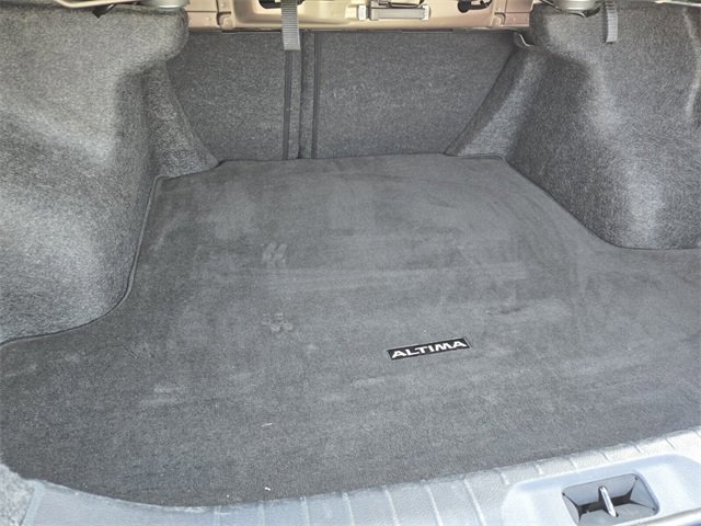 Used 2025 Nissan Altima 2.5 SV image 14