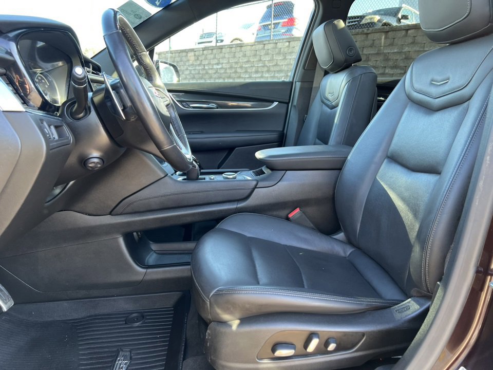 Used 2021 Cadillac XT6 Sport w/ LPO, Floor Liner Package image 8