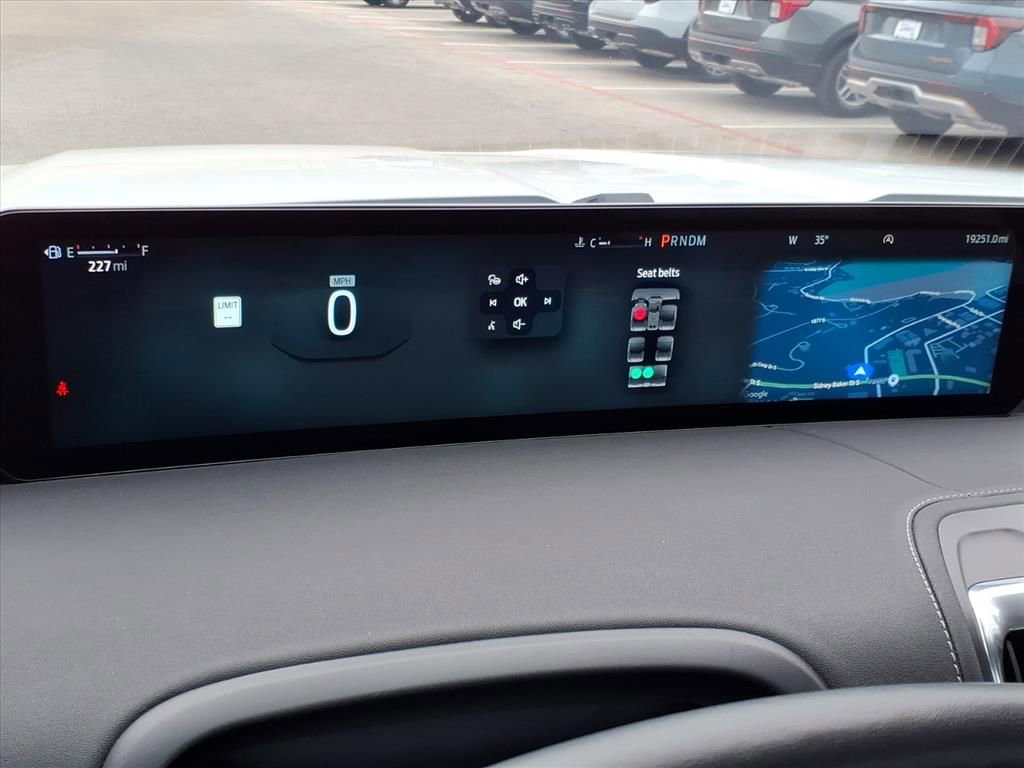 Certified 2025 Ford Expedition Platinum image 23