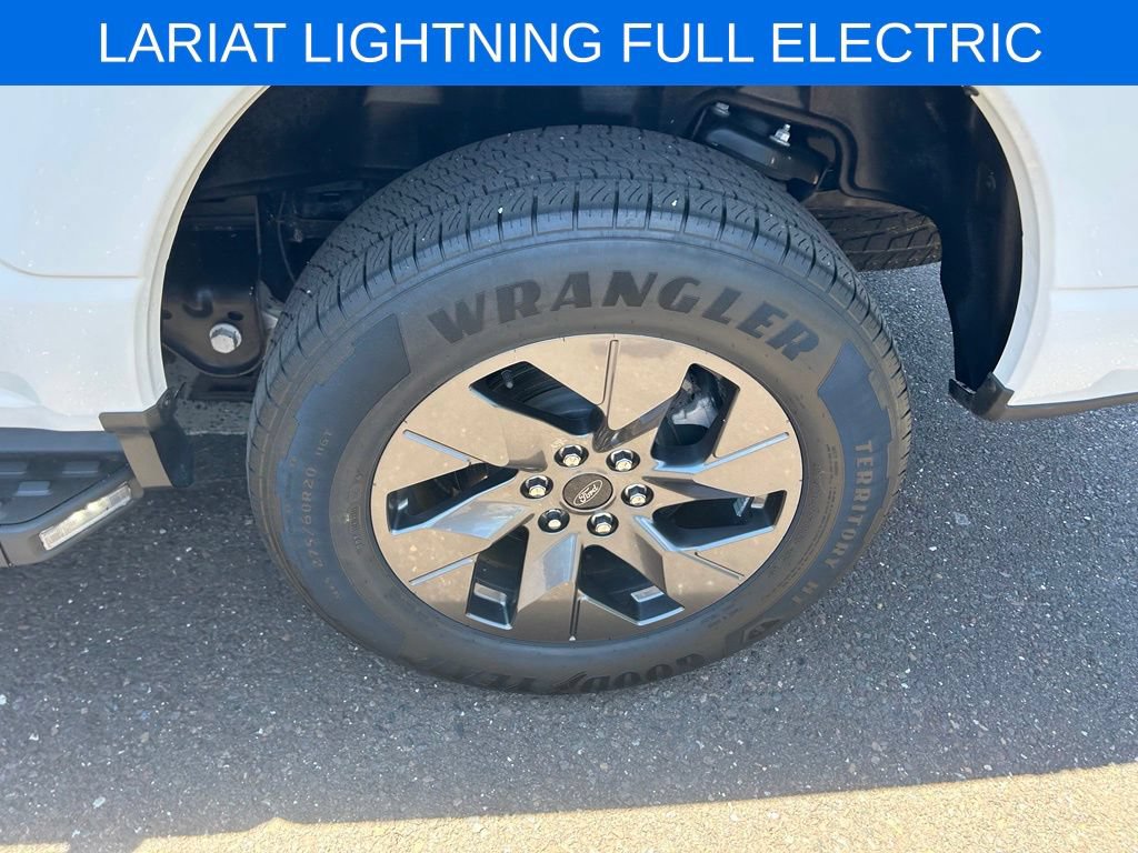 Certified 2023 Ford F150 Lightning Lariat AWD/4WD image 36
