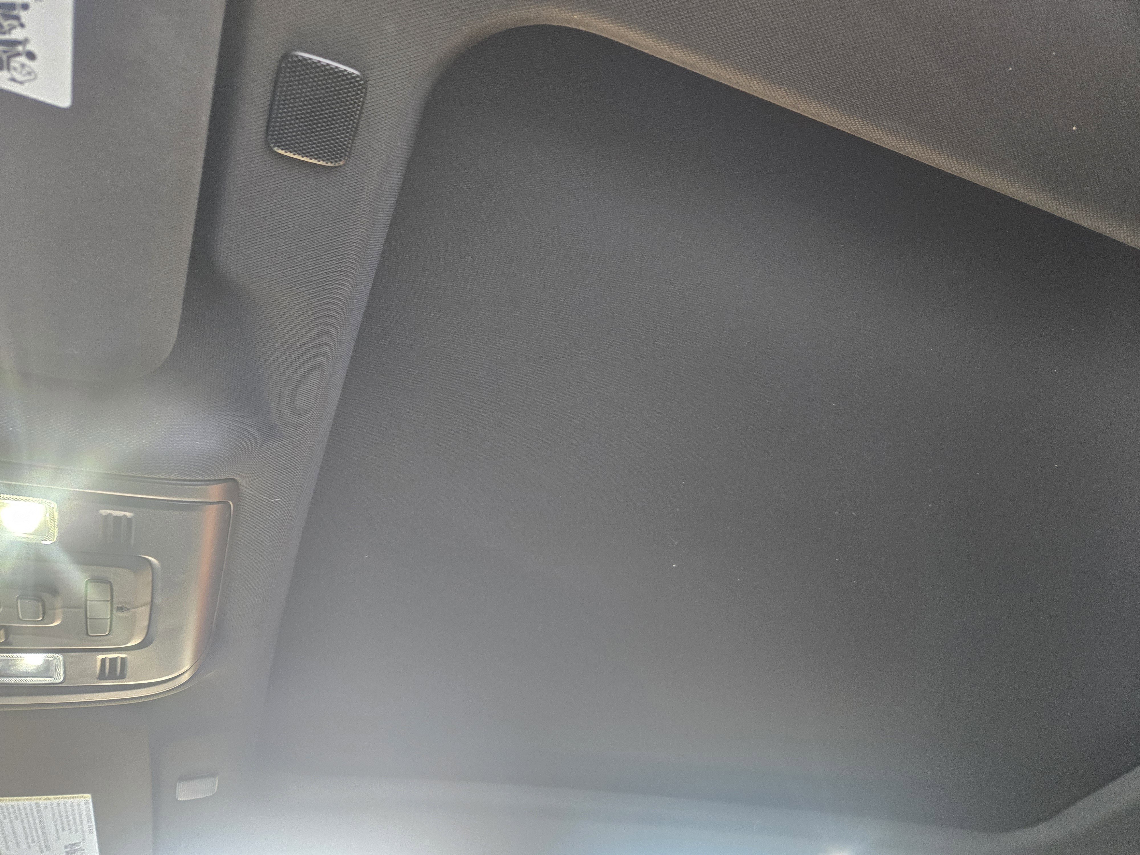 Used 2022 Chevrolet Suburban LT w/ Luxury Package image 18