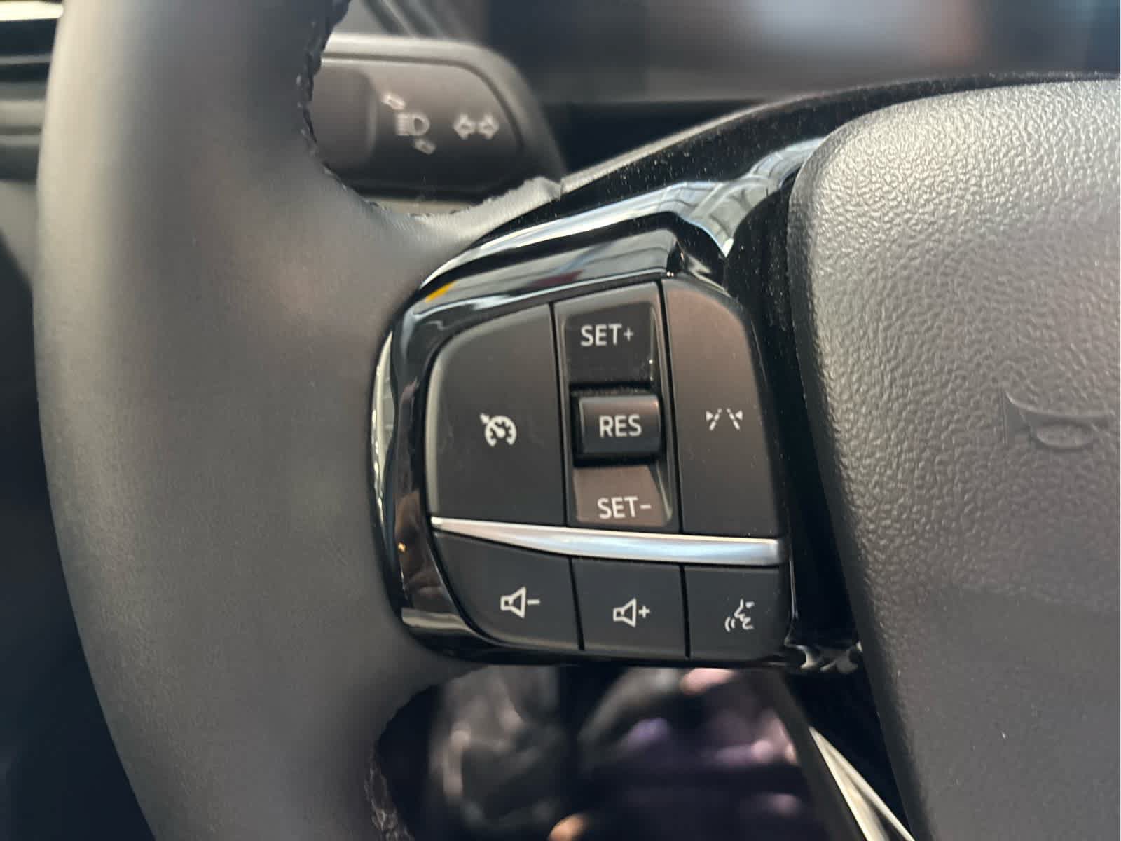Certified 2023 Ford Escape Active AWD/4WD image 21