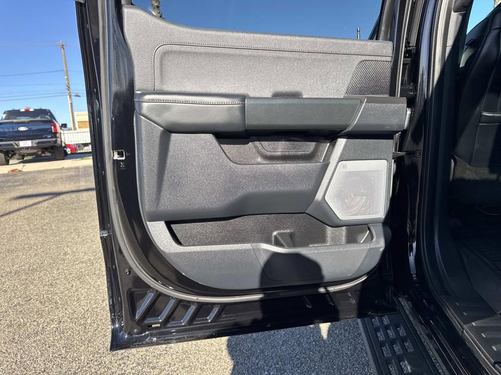 Certified 2023 Ford F150 Raptor w/ Raptor Carbon Fiber Package image 22