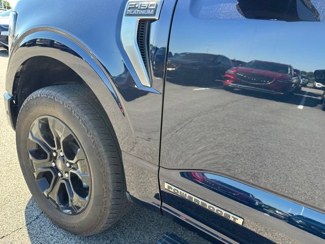 Certified 2022 Ford F150 Platinum w/ FX4 Off-Road Package AWD/4WD image 8