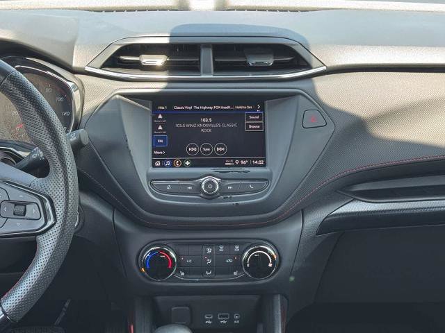 Used 2023 Chevrolet TrailBlazer RS FWD image 13
