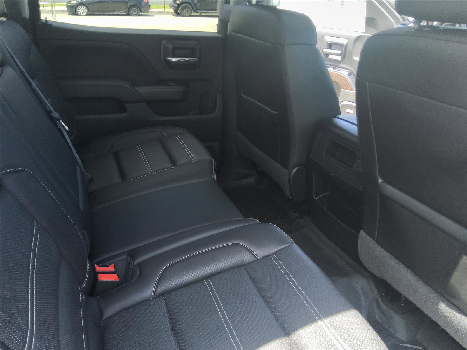 Used 2017 GMC Sierra 1500 Denali w/ Denali Ultimate Package AWD/4WD image 25
