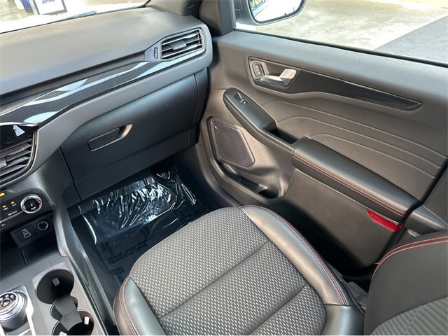 Certified 2024 Ford Escape ST-Line image 16