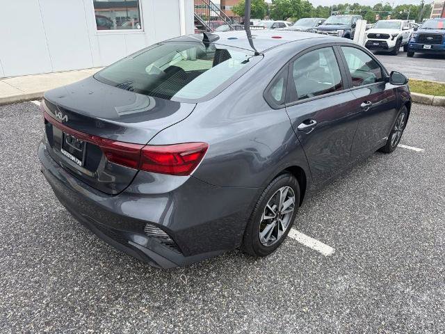 Used 2024 Kia Forte LXS w/ LXS Technology Package FWD image 8