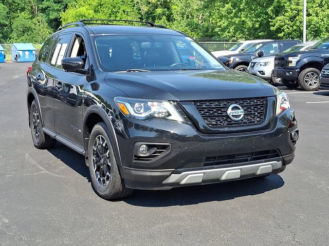 Used 2019 Nissan Pathfinder SL AWD/4WD image 2