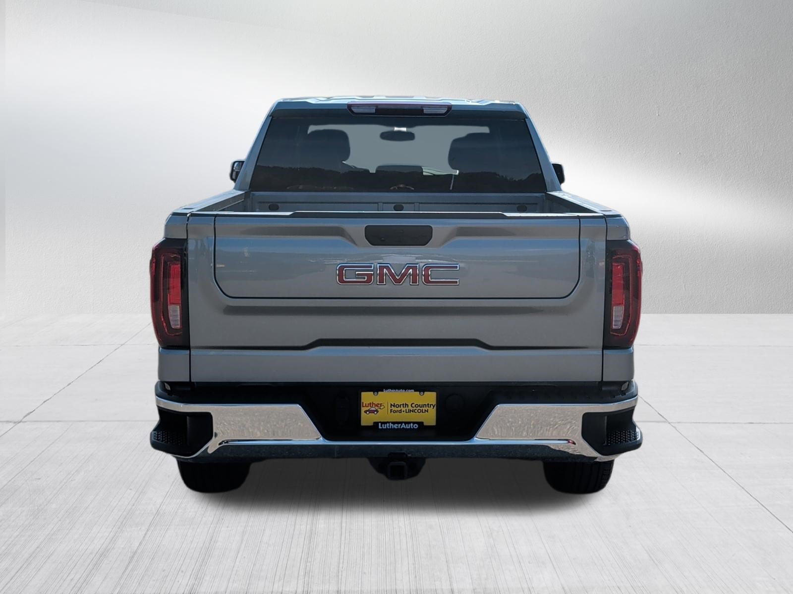 Used 2025 GMC Sierra 1500 SLT AWD/4WD image 6
