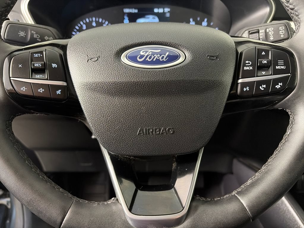 Certified 2022 Ford Escape SEL AWD/4WD image 16