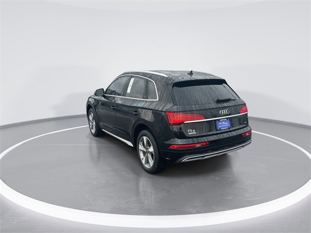 Used 2023 Audi Q5 2.0T Premium w/ Convenience Package image 3