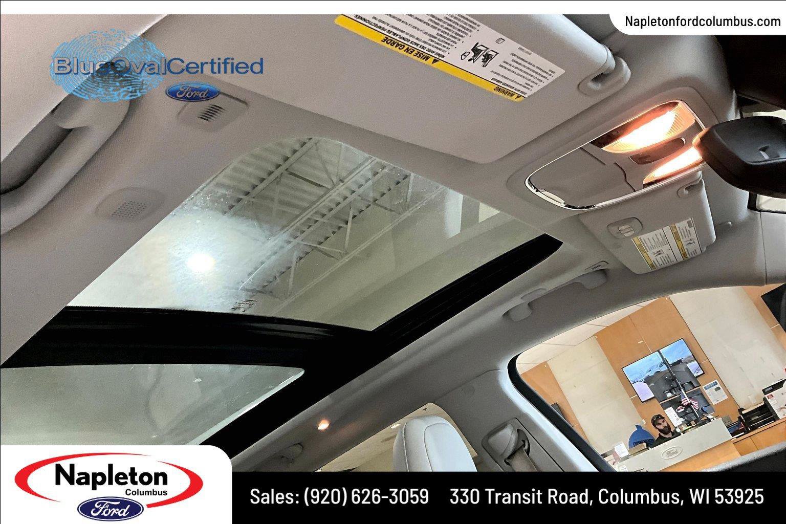 Used 2019 Jeep Cherokee Limited w/ Luxury Group AWD/4WD image 23