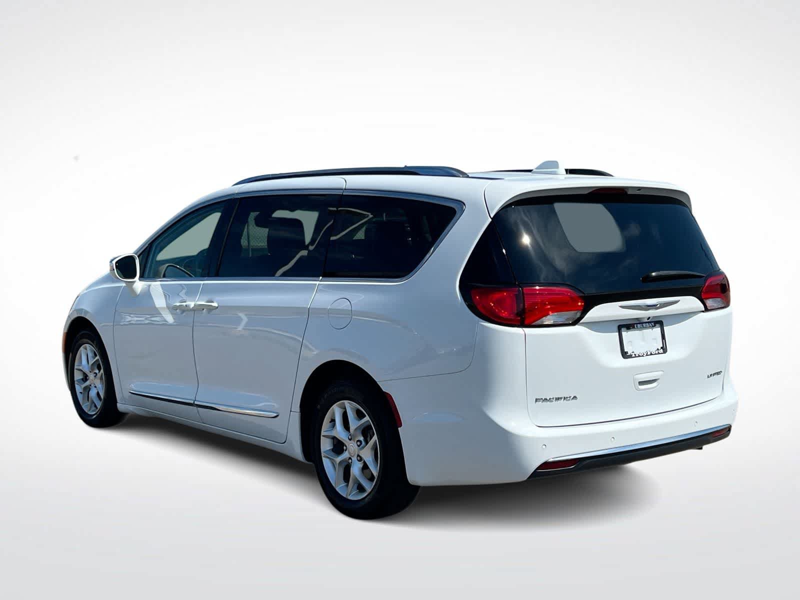 Used 2020 Chrysler Pacifica Limited FWD image 6
