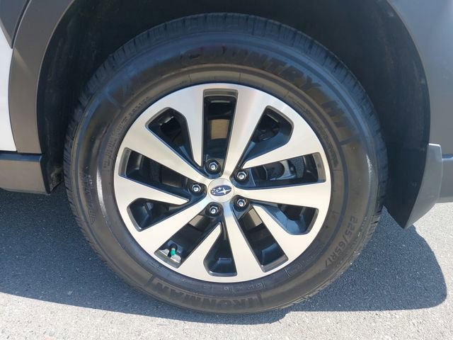 Used 2024 Subaru Outback Premium AWD/4WD image 31