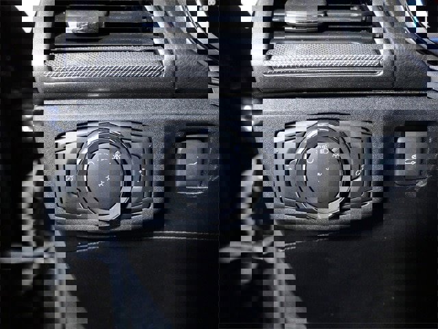 Certified 2020 Ford Fusion SE image 22