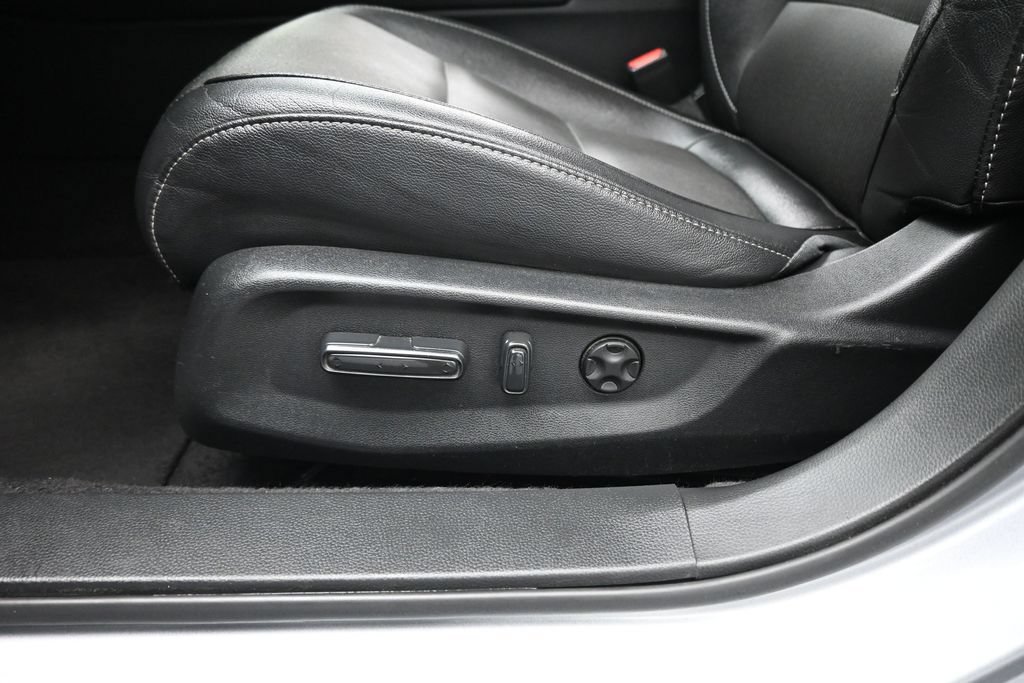 Used 2019 Honda Accord Sport image 9