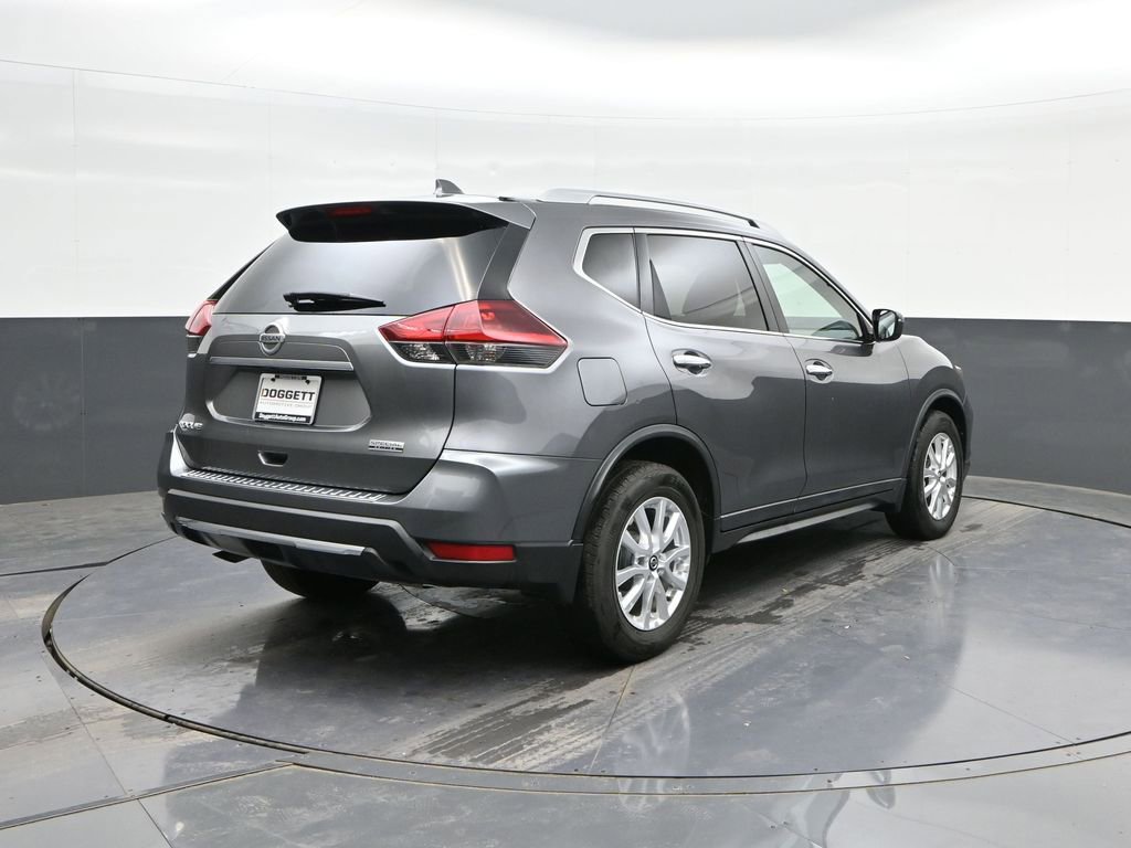 Used 2019 Nissan Rogue S w/ Special Edition Package FWD image 11