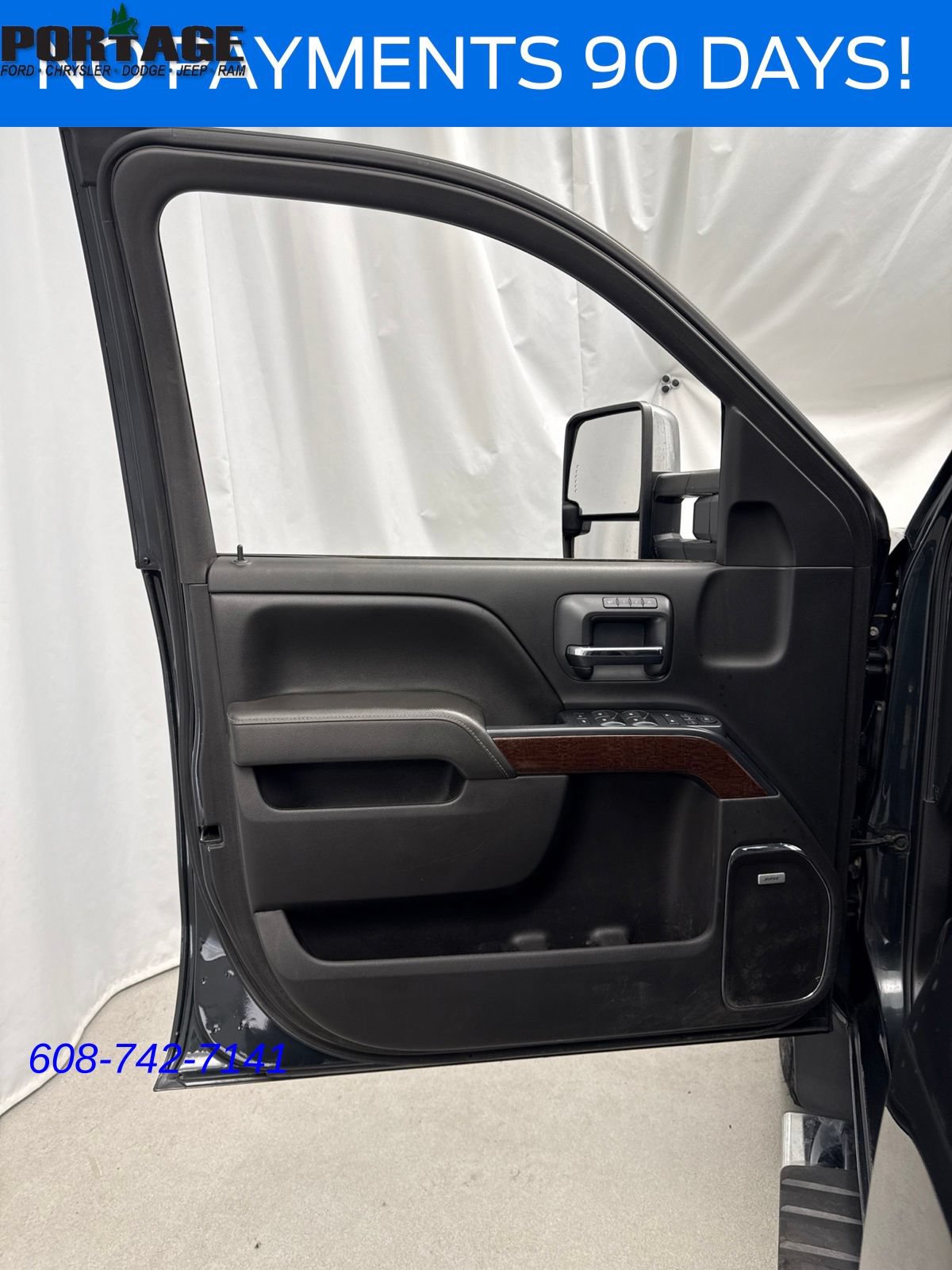 Used 2017 GMC Sierra 2500 SLT w/ Snow Plow Prep Package AWD/4WD image 14