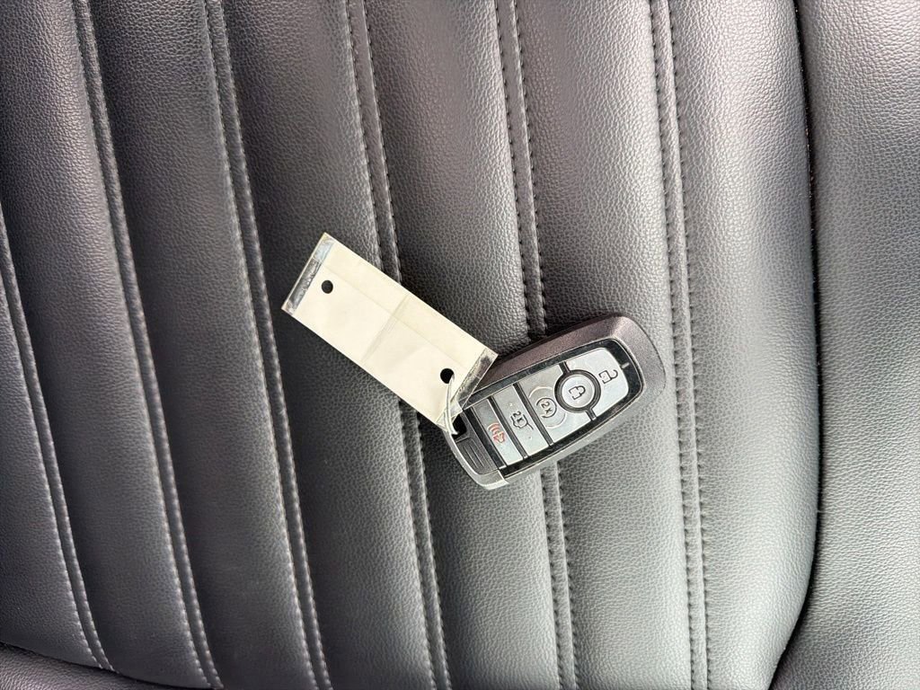 Certified 2024 Ford Edge SEL w/ Convenience Package image 50