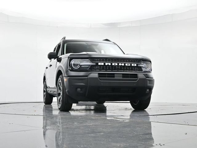Certified 2025 Ford Bronco Sport Outer Banks w/ Outer Banks Tech Package+ AWD/4WD image 34