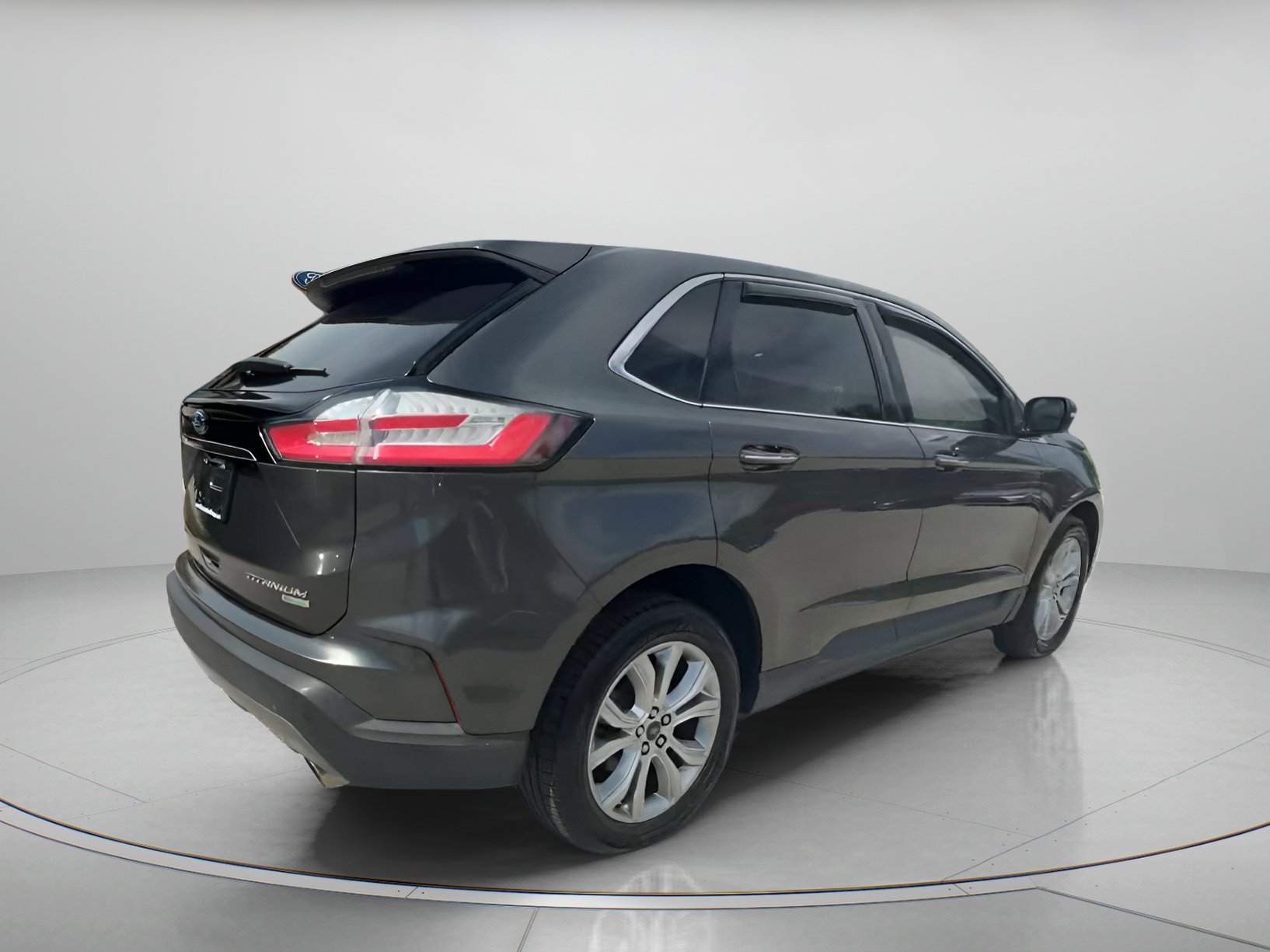 Certified 2019 Ford Edge Titanium w/ Equipment Group 301A FWD image 30