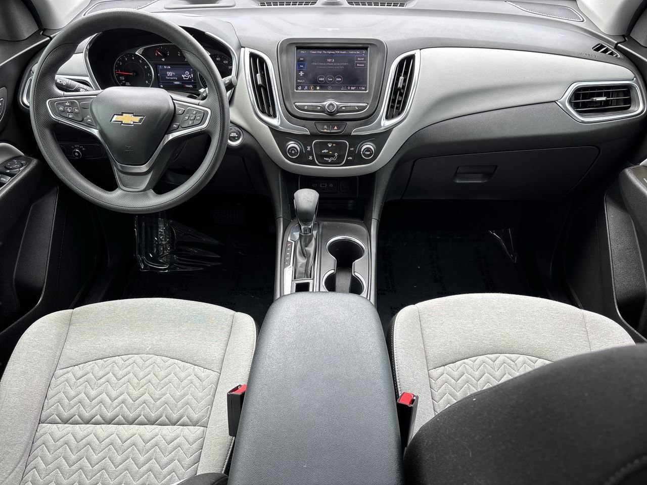 Used 2024 Chevrolet Equinox LS w/ LS Convenience Package image 17