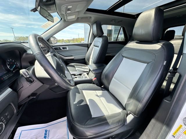 Certified 2022 Ford Explorer XLT w/ Equipment Group 202A AWD/4WD image 12