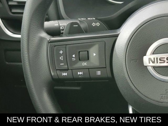 Used 2021 Nissan Rogue S image 24