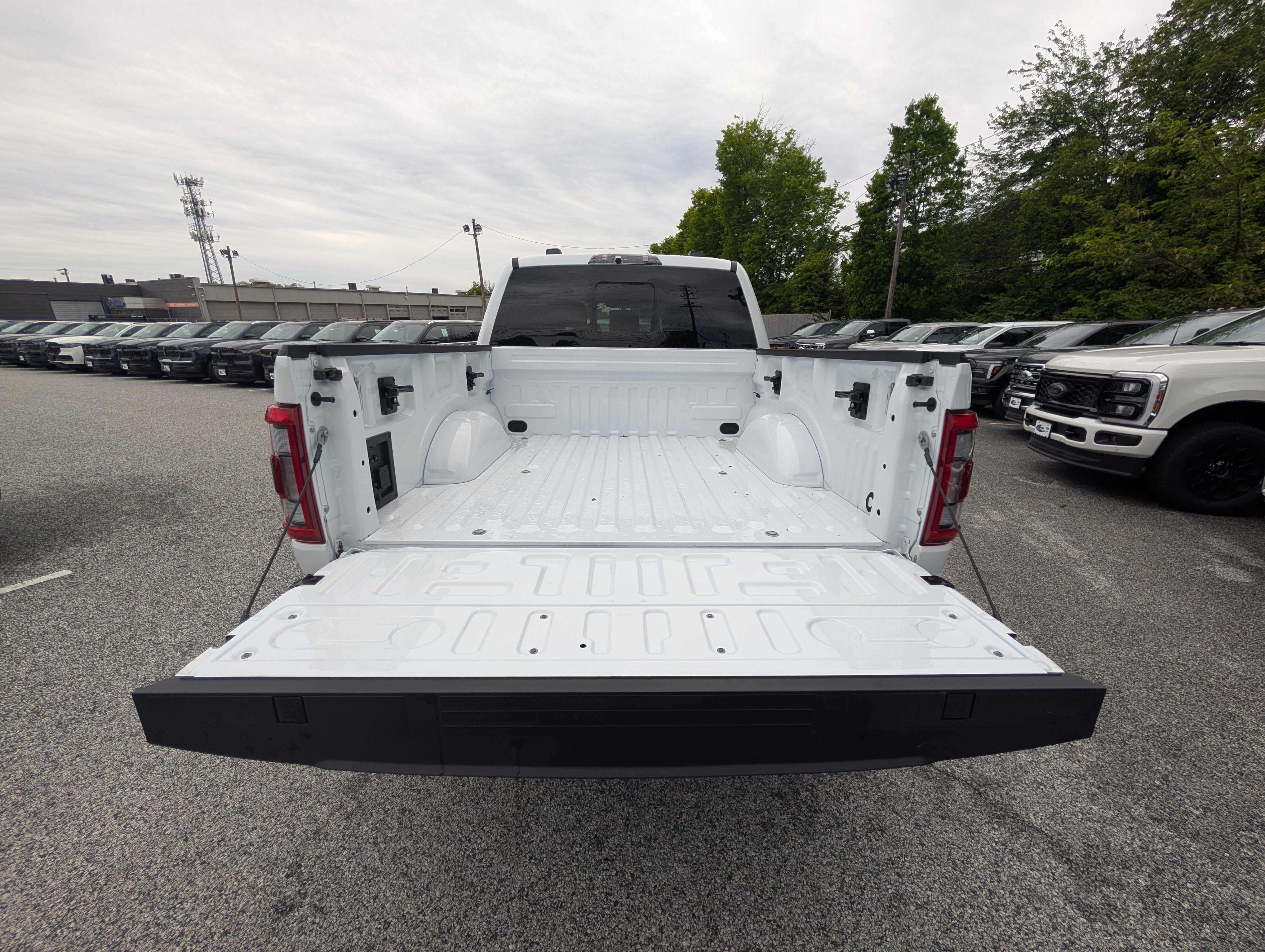 Certified 2023 Ford F150 Raptor AWD/4WD image 14