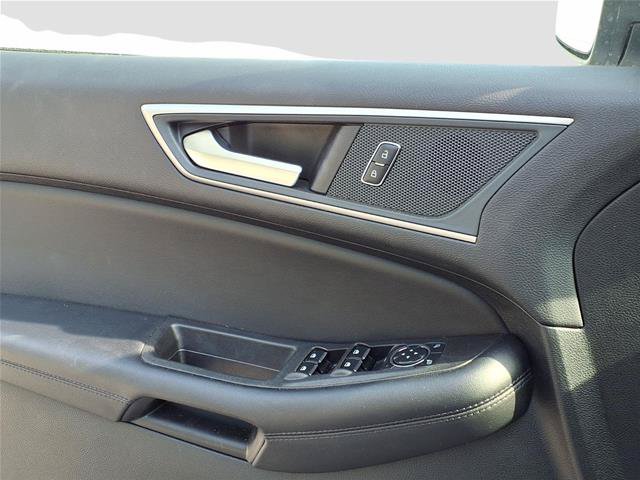 Certified 2024 Ford Edge SEL AWD/4WD image 12