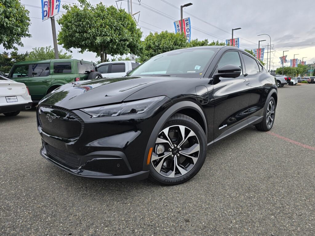 Certified 2025 Ford Mustang Mach-E Select w/ Comfort Package Lite AWD/4WD image 1