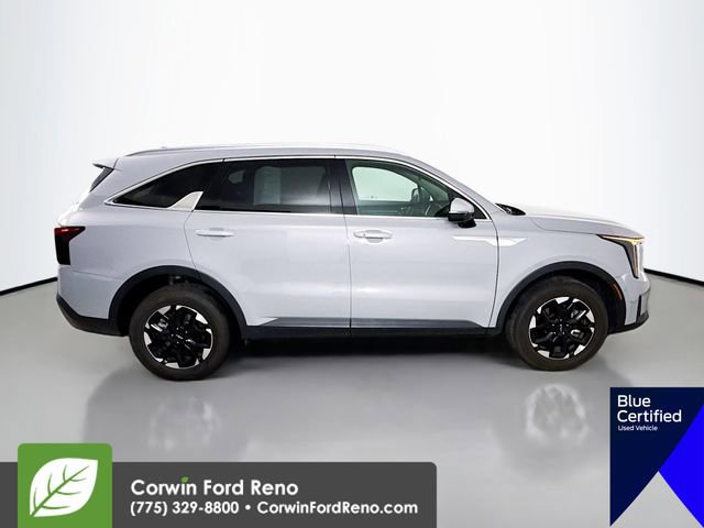 Used 2025 Kia Sorento S AWD/4WD image 11