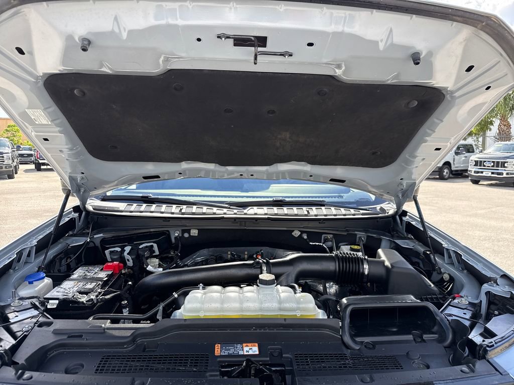 Certified 2025 Ford Expedition Active image 30