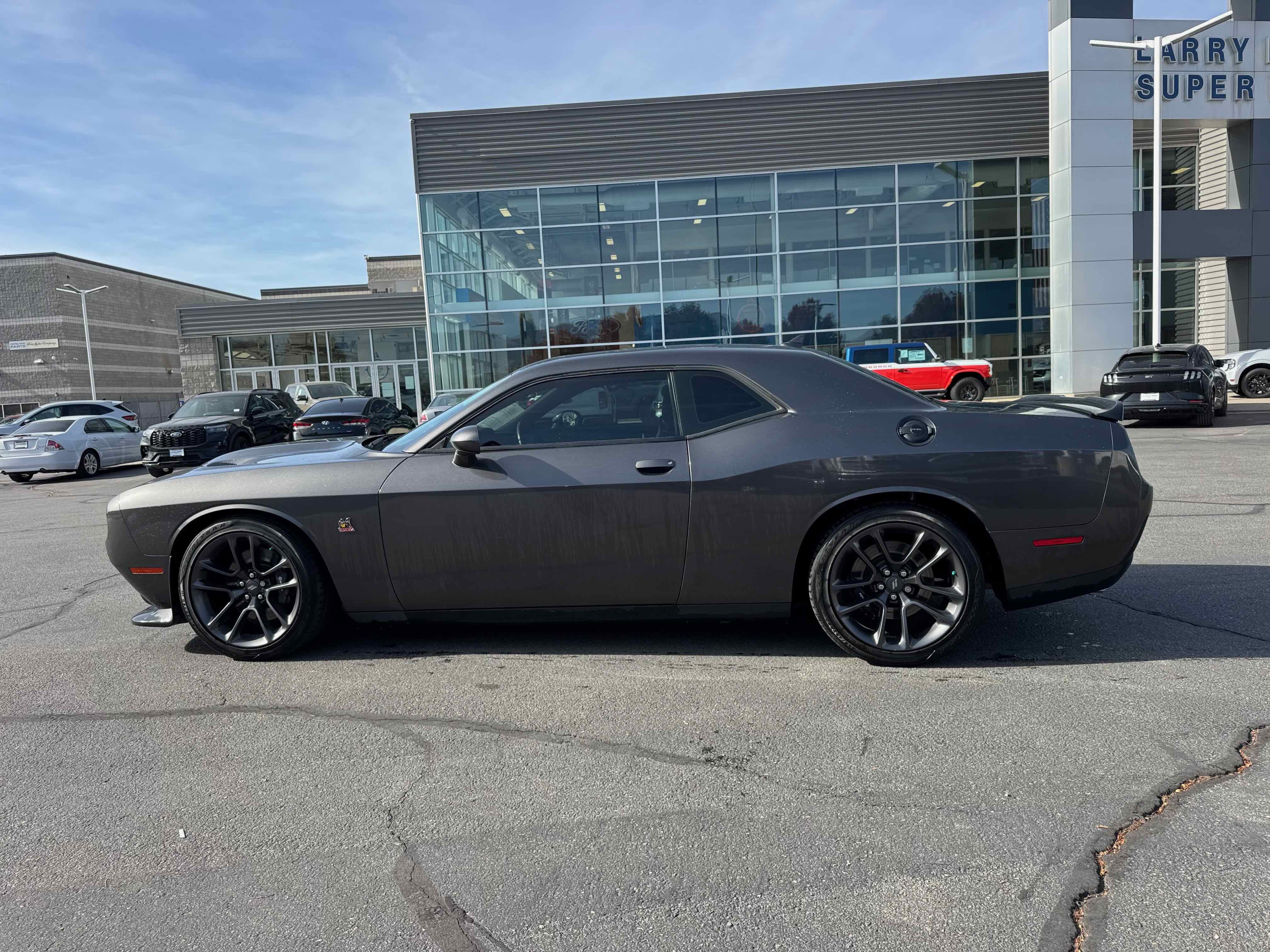 Used 2022 Dodge Challenger R/T Scat Pack w/ Plus Package image 2