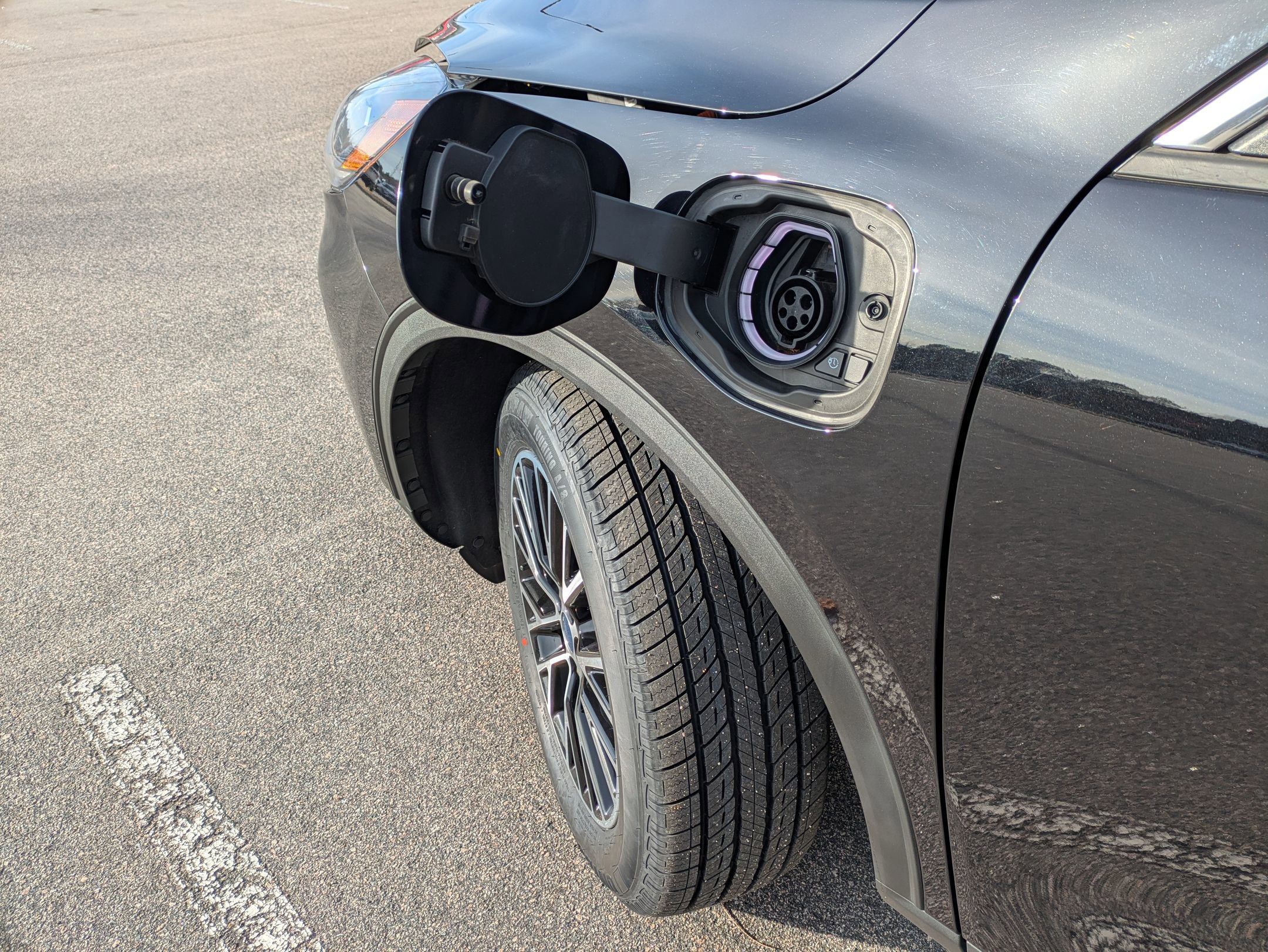 Certified 2022 Ford Escape SEL w/ Technology Package image 30