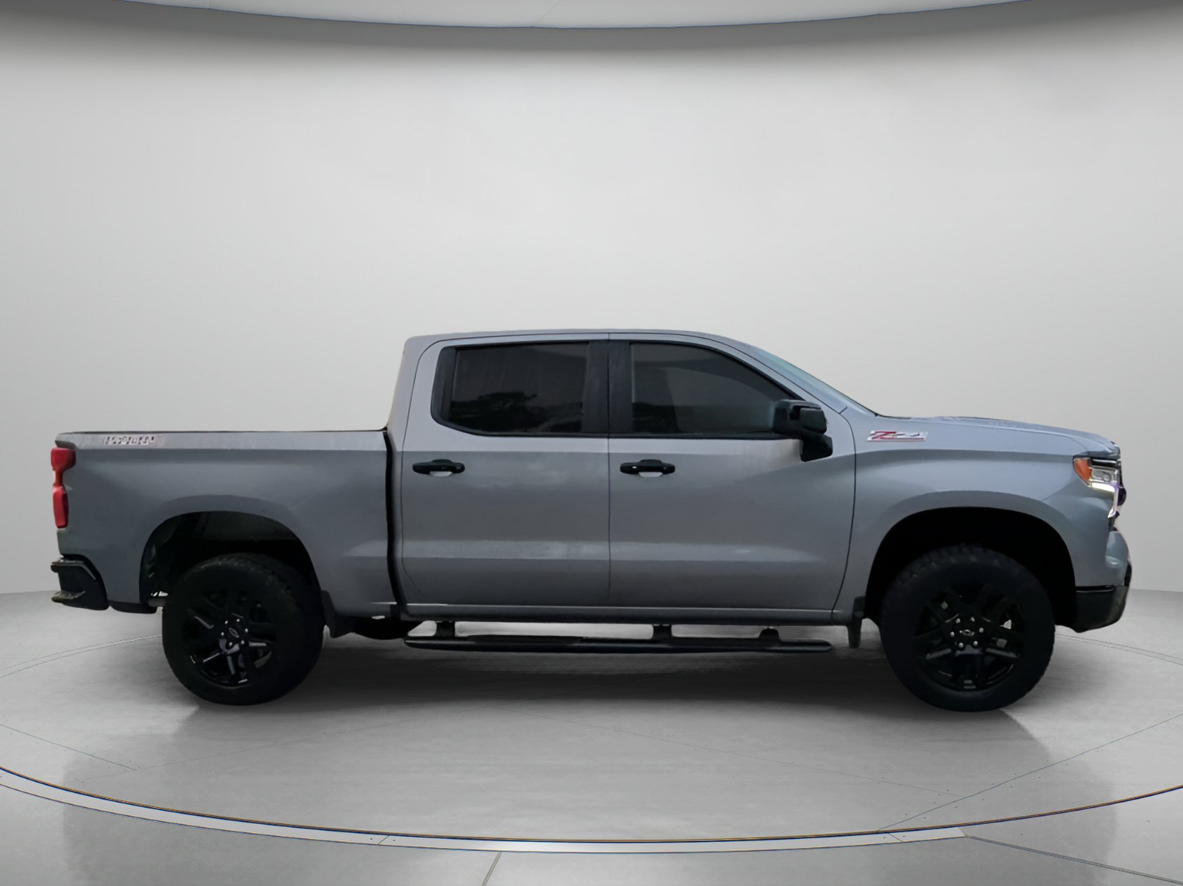 Used 2025 Chevrolet Silverado 1500 LT Trail Boss w/ Convenience Package II AWD/4WD image 33