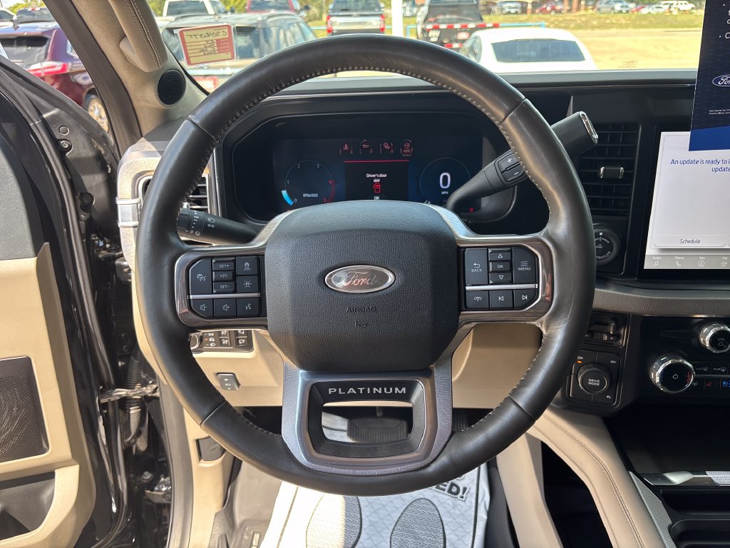 Certified 2025 Ford F350 Platinum w/ Platinum Plus Package AWD/4WD image 16