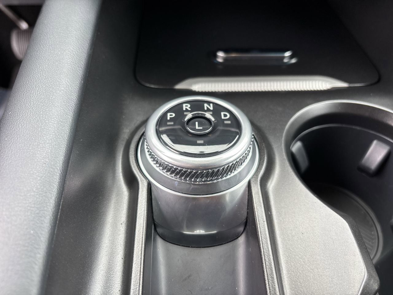 Certified 2025 Ford Explorer ST-Line w/ Premium Package image 30