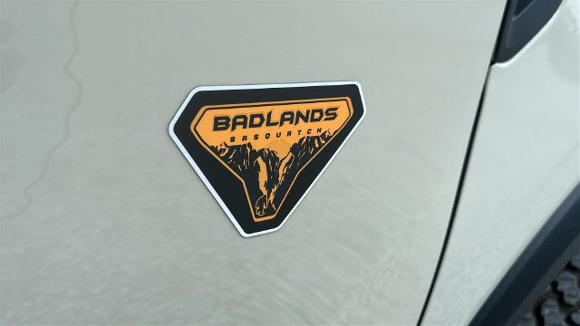 Certified 2025 Ford Bronco Sport Badlands w/ Sasquatch Badlands Package AWD/4WD image 18
