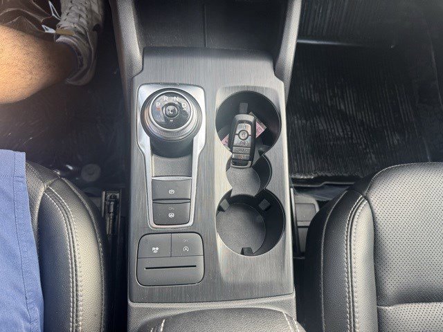 Certified 2022 Ford Escape SEL image 23