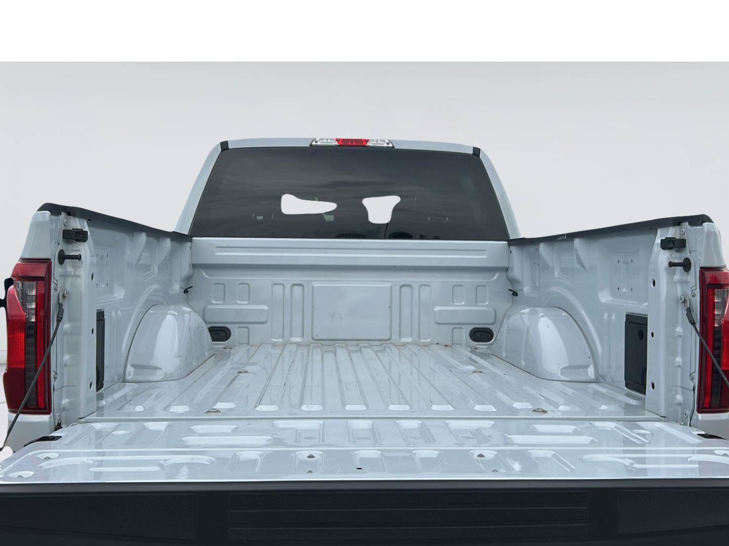 Certified 2025 Ford F150 STX w/ Equipment Group 200A RWD image 26