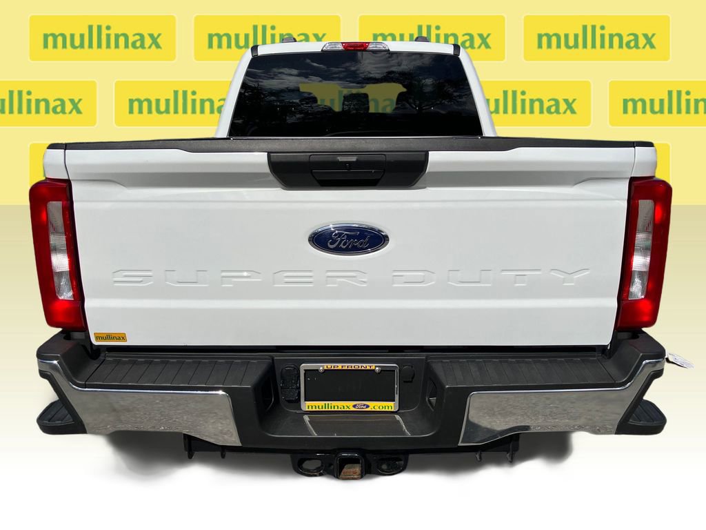 Certified 2025 Ford F250 XLT image 4