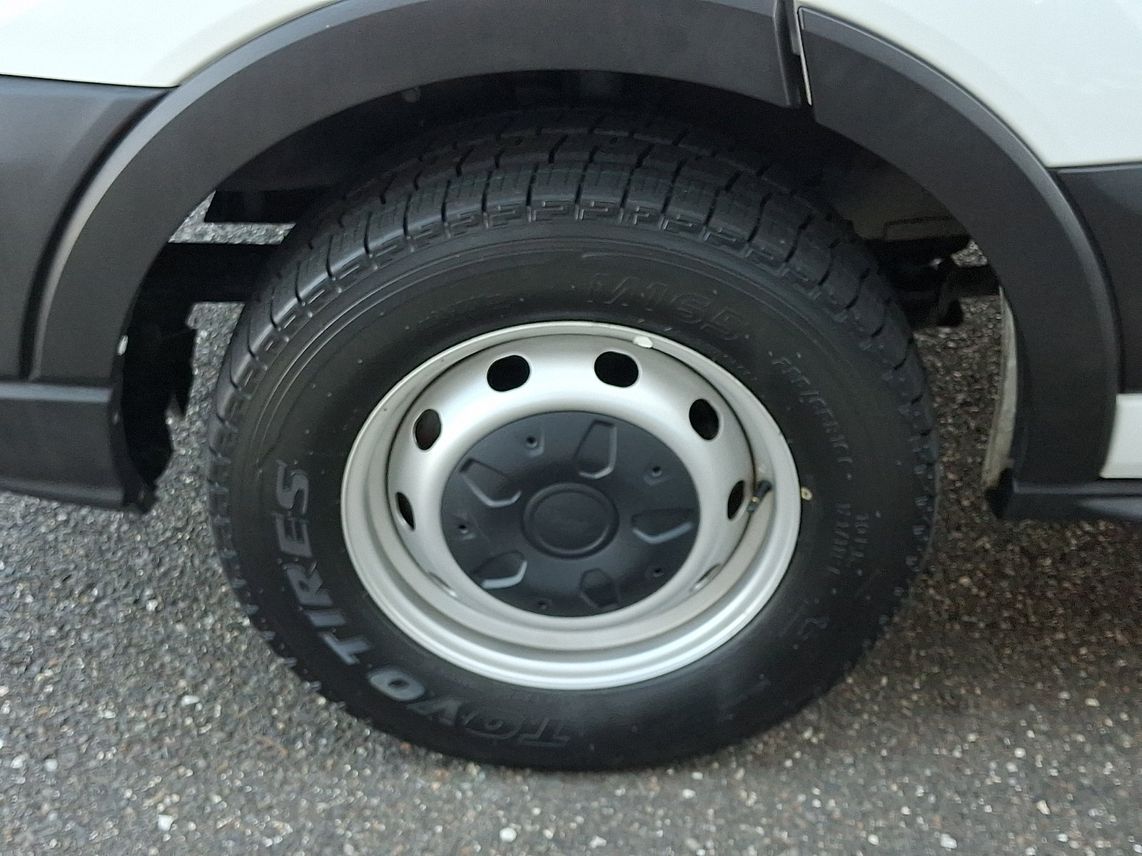 Certified 2020 Ford Transit 250 Low Roof RWD image 10