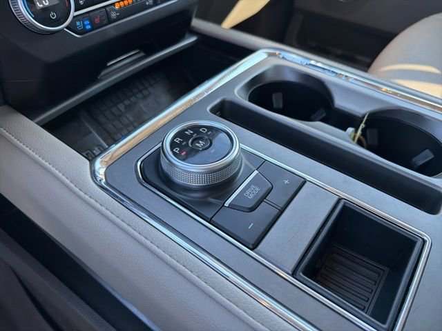 Certified 2021 Ford Expedition Max XLT image 10