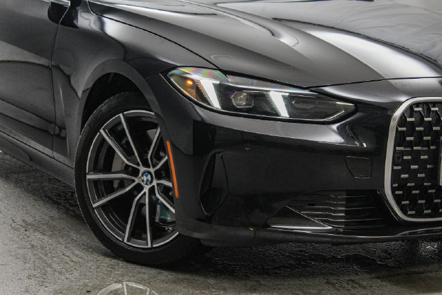 Used 2026 BMW 430i xDrive Coupe AWD/4WD image 2