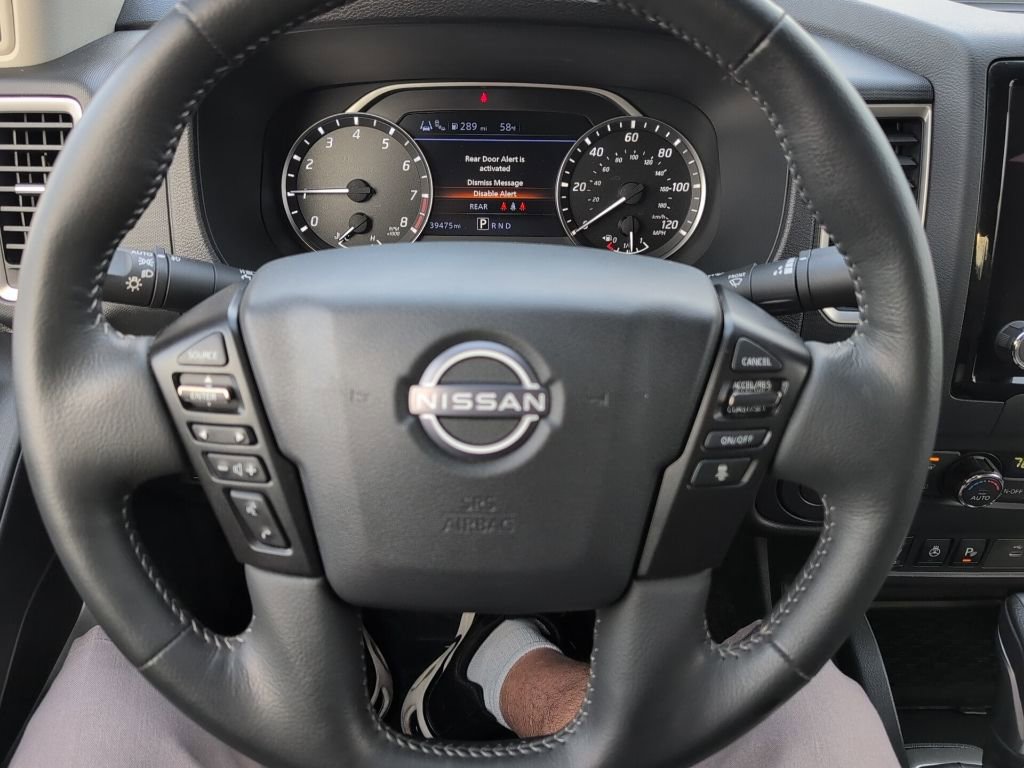 Used 2023 Nissan Frontier SV w/ SV Convenience Package image 15