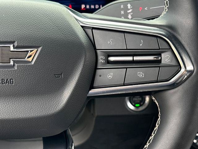 Used 2025 Chevrolet Traverse Z71 w/ Enhanced Driving Package AWD/4WD image 21