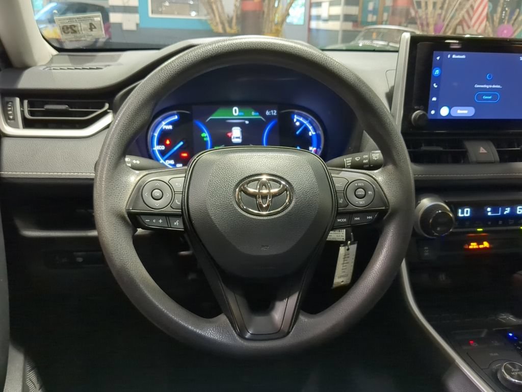 Used 2024 Toyota RAV4 LE AWD/4WD video 2